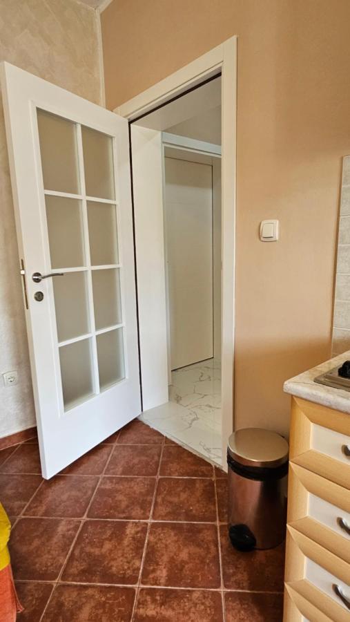 Lav Apartments Херцег-Нови Экстерьер фото